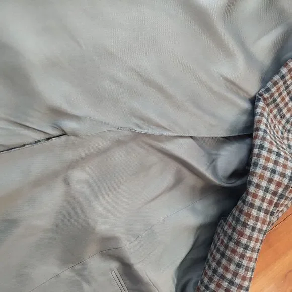 Burberry Gray, Brown, Black Plaid Blazer Jacket Cashmere Blend Sz 40 REG - Picture 13 of 16